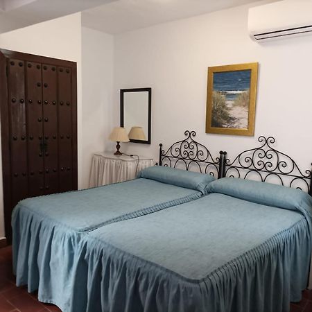 Hostal Gran Capitan Chipiona Bagian luar foto