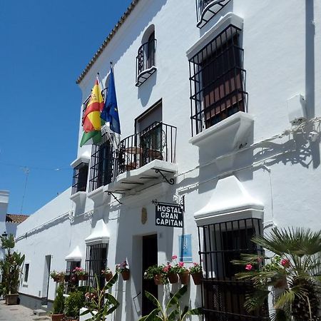 Hostal Gran Capitan Chipiona Bagian luar foto