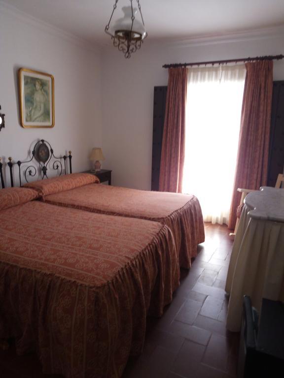 Hostal Gran Capitan Chipiona Bagian luar foto