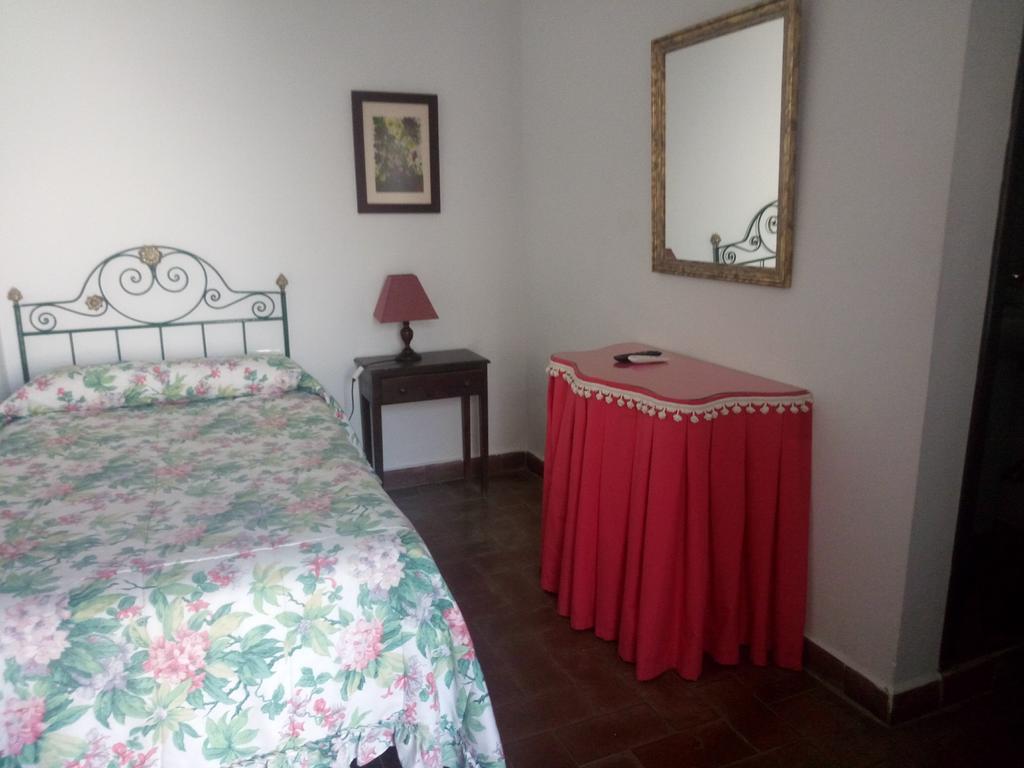 Hostal Gran Capitan Chipiona Bagian luar foto