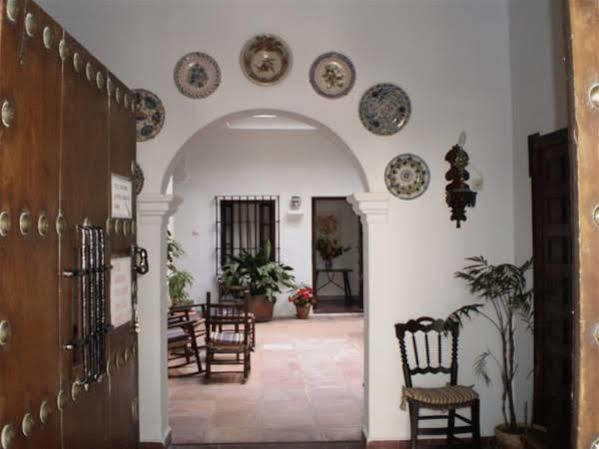 Hostal Gran Capitan Chipiona Bagian luar foto