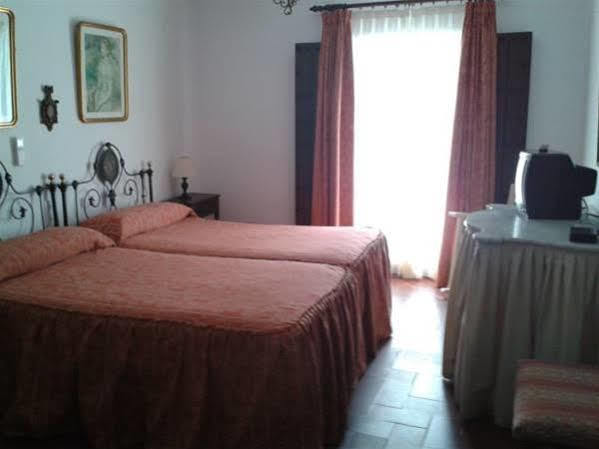 Hostal Gran Capitan Chipiona Bagian luar foto